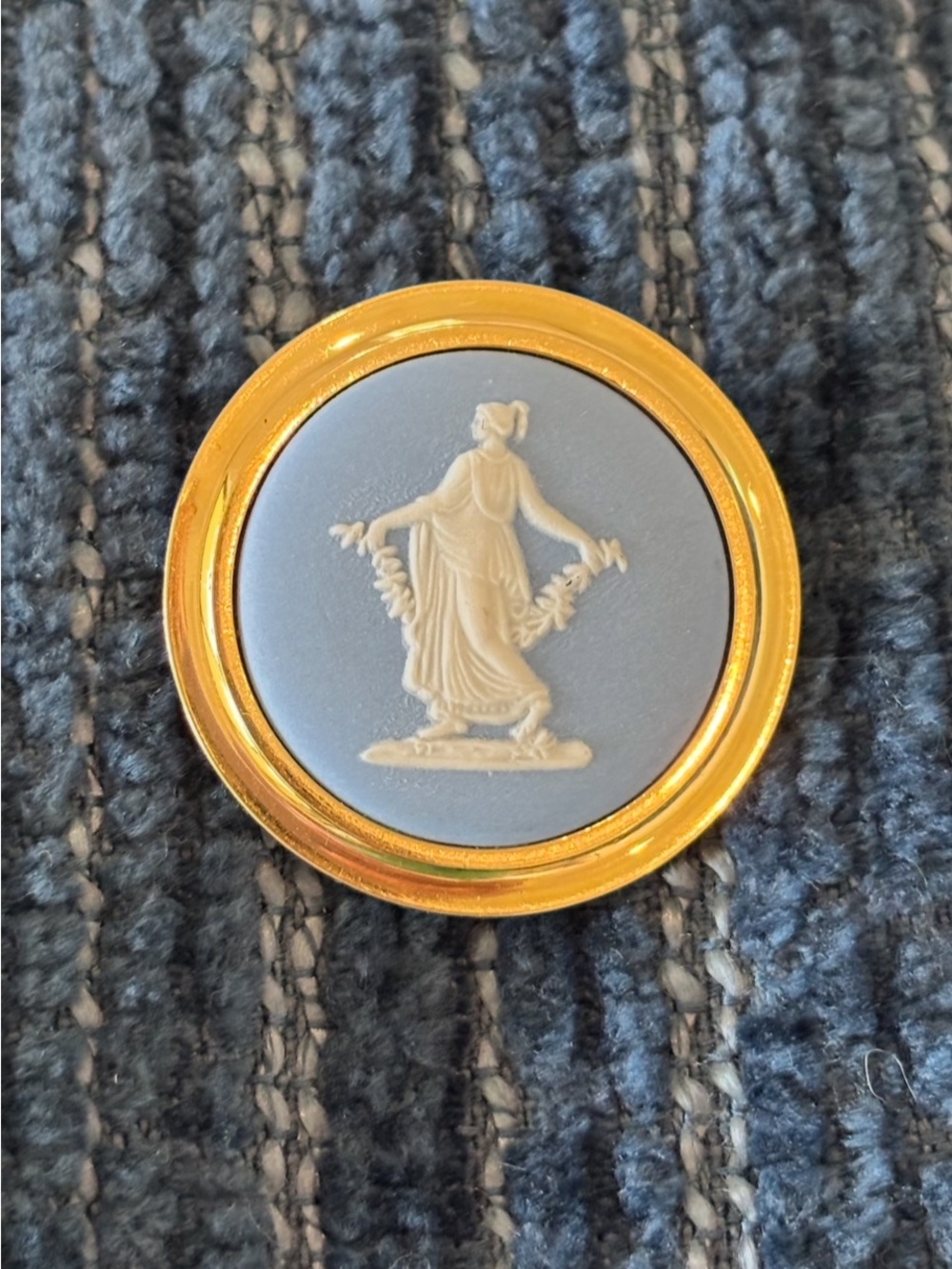 Wedgwood Blue and White Jasperware-Style Gold Rim Brooch